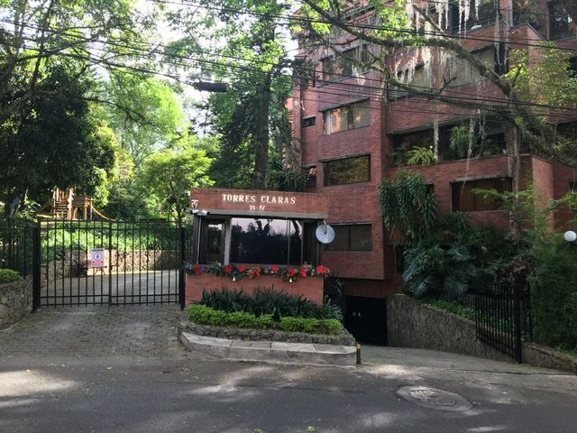 Elegante apartamento en venta en Medellin Poblado TC