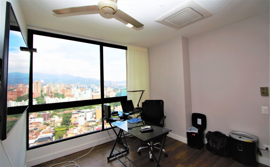 Arte Moderno Apartamento en Venta en Medellin Poblado AL