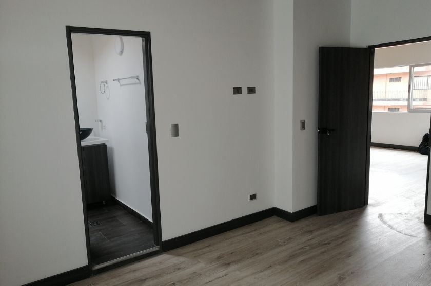 Apartamento Duplex Nuevo en Venta en Laureles