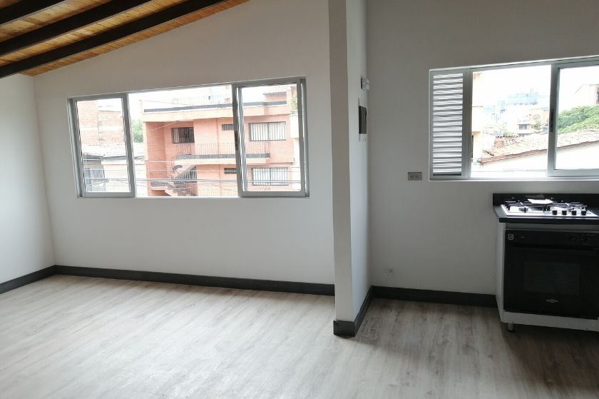 Apartamento Duplex Nuevo en Venta en Laureles